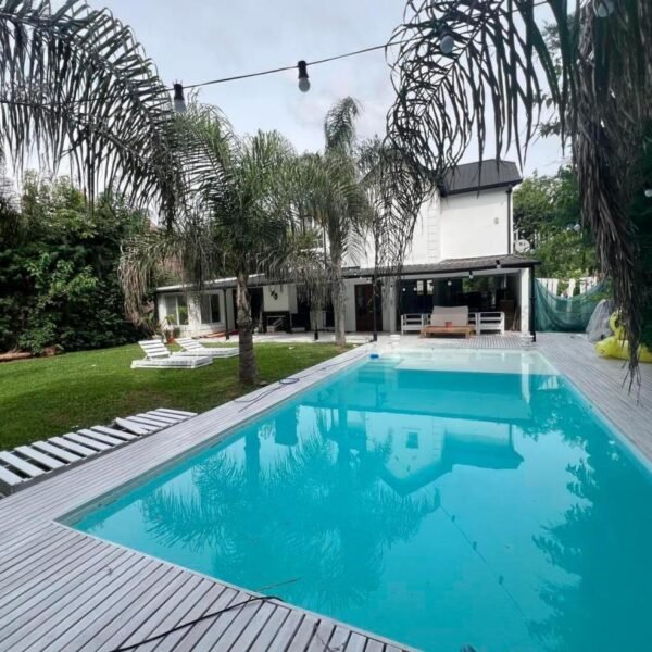 Casa 5 Ambientes, Village del Parque. ALQUILER